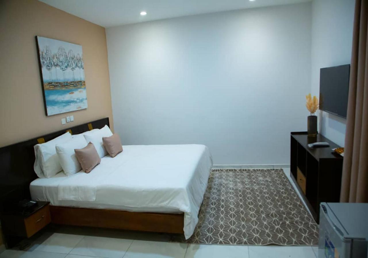 Onyx Hotel Ямусукро Экстерьер фото