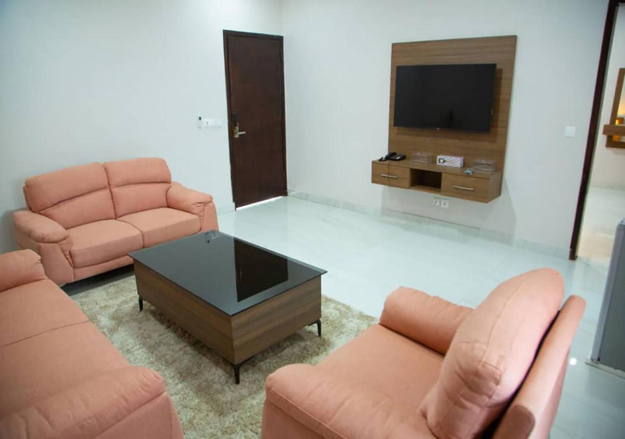 Onyx Hotel Ямусукро Экстерьер фото