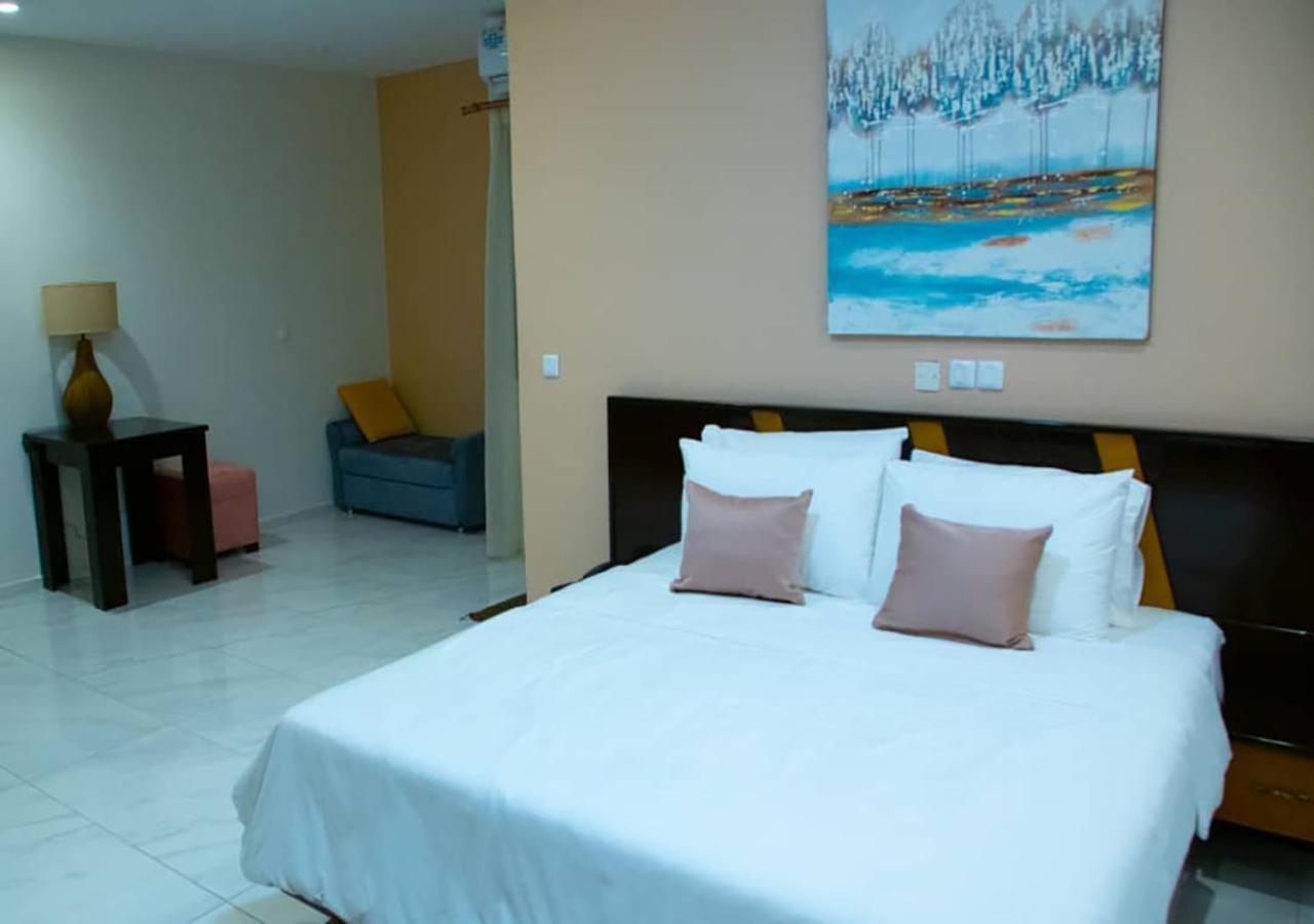 Onyx Hotel Ямусукро Экстерьер фото