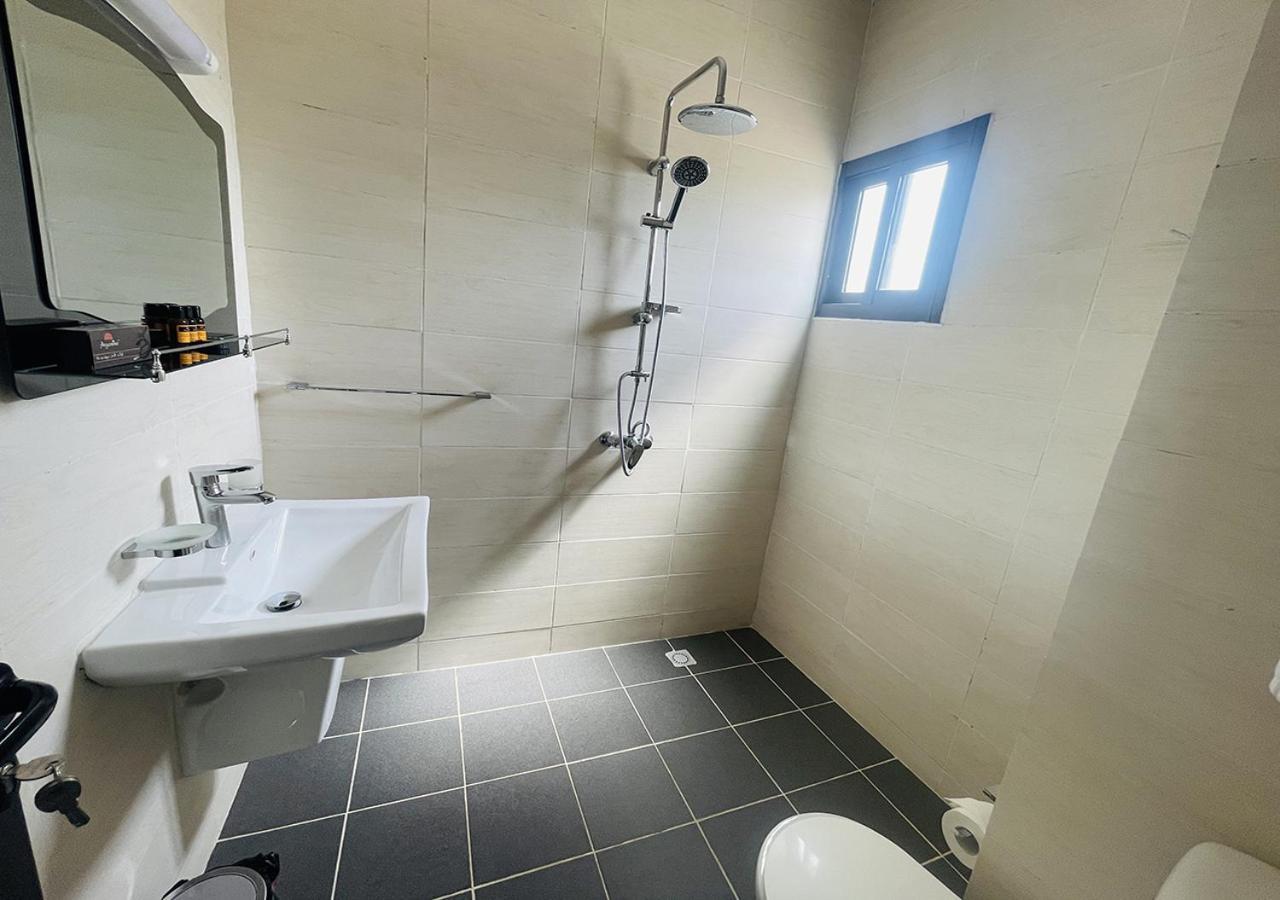 Onyx Hotel Ямусукро Экстерьер фото