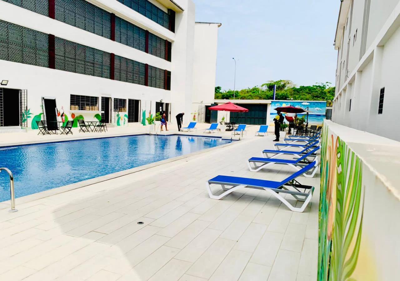 Onyx Hotel Ямусукро Экстерьер фото